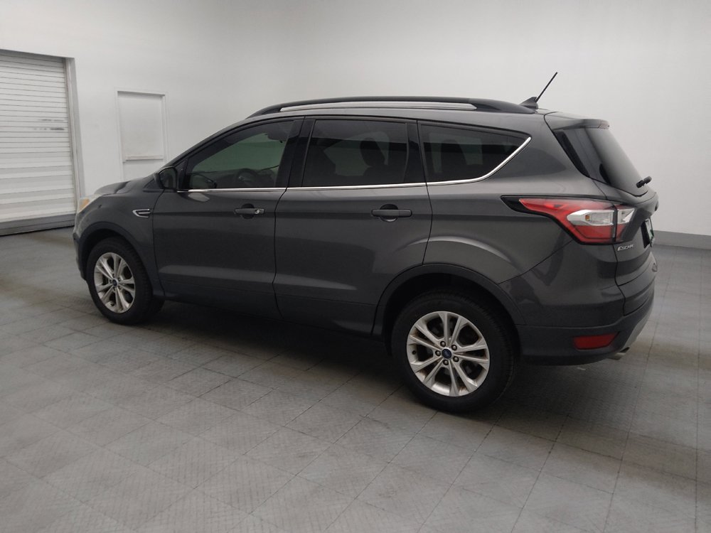 Used 2018 Ford Escape SE w/ SE Sync 3 Package AWD/4WD image 3