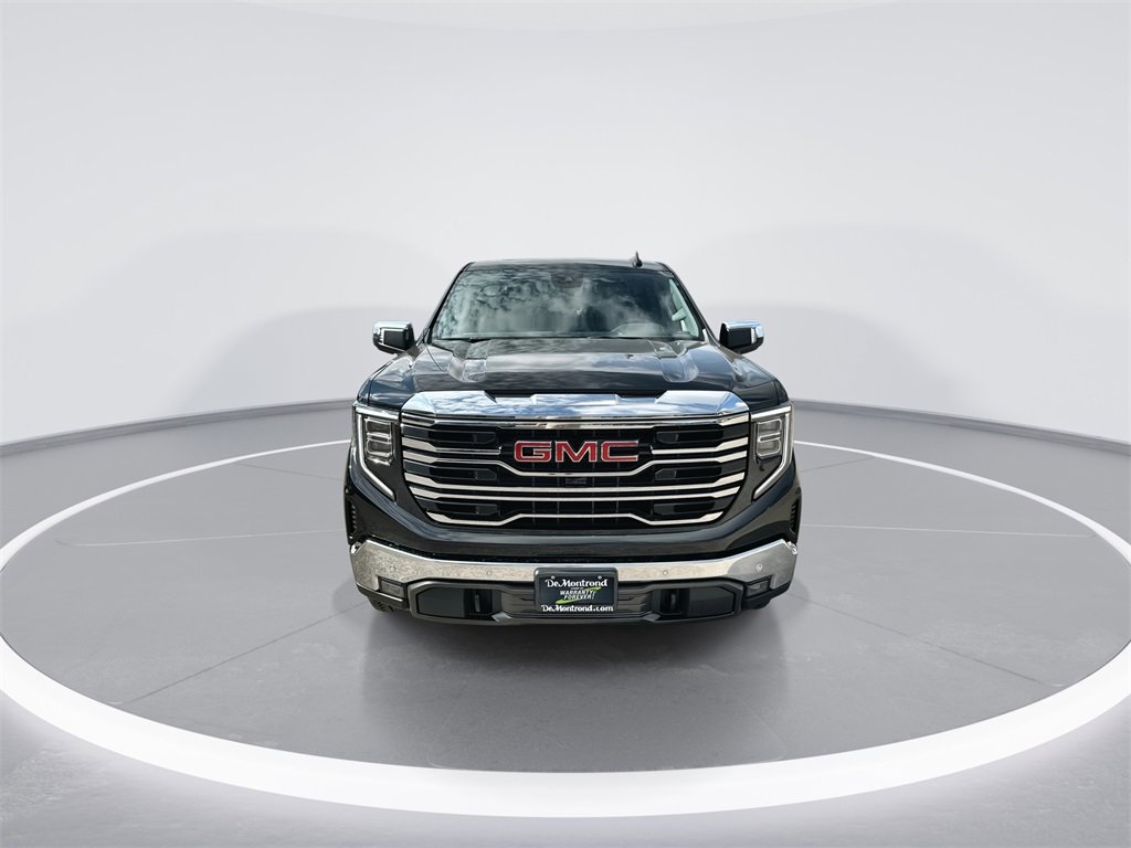 New 2026 GMC Sierra 1500 SLT image 3