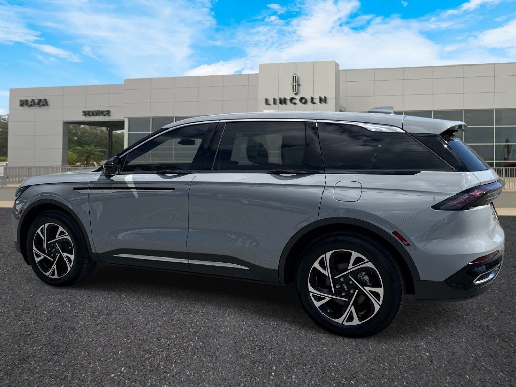 New 2026 Lincoln Nautilus Premier AWD/4WD image 5