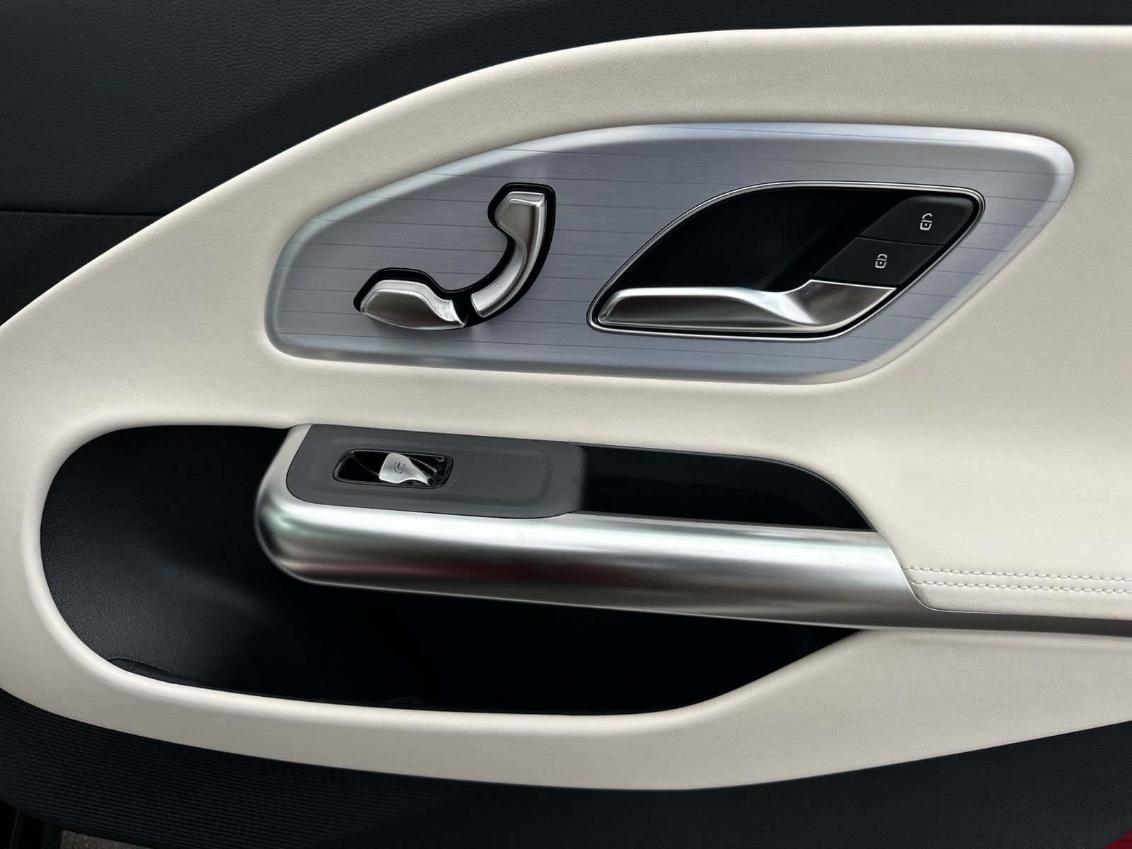 New 2027 Mercedes-Benz CLA 250+ image 18