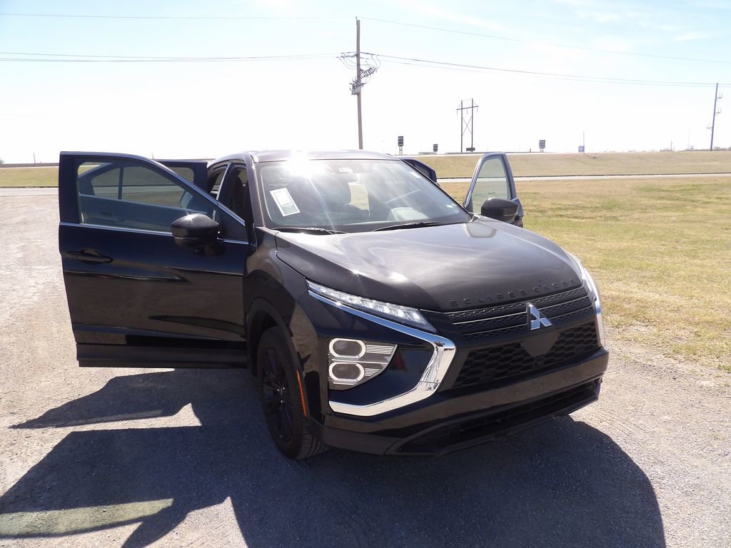 Used 2024 Mitsubishi Eclipse Cross LE image 31