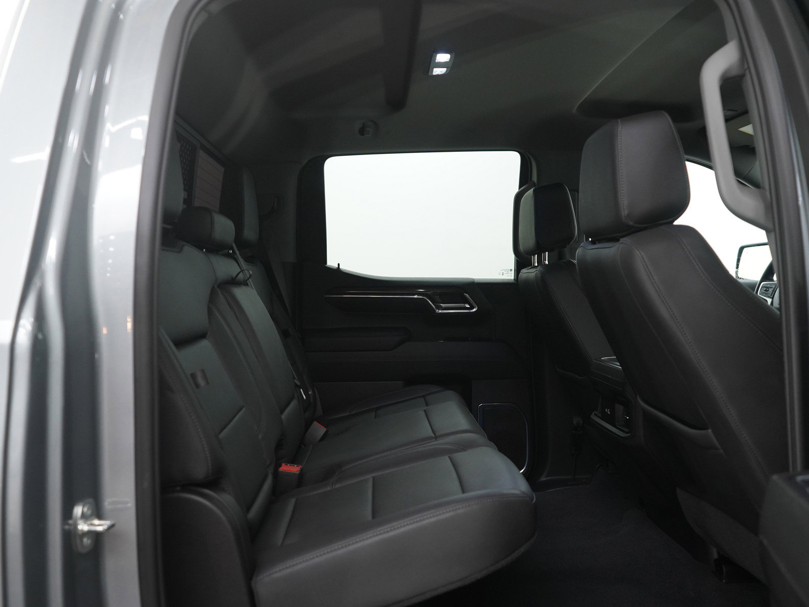 Used 2024 Chevrolet Silverado 1500 LT Trail Boss w/ LT Trail Boss Premium Package image 12