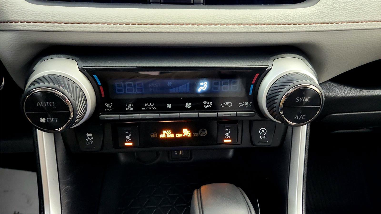 Certified 2023 Toyota RAV4 XLE w/ Convenience Package image 31