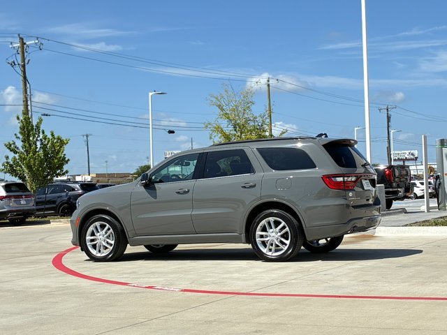 Used 2025 Dodge Durango GT AWD/4WD image 4