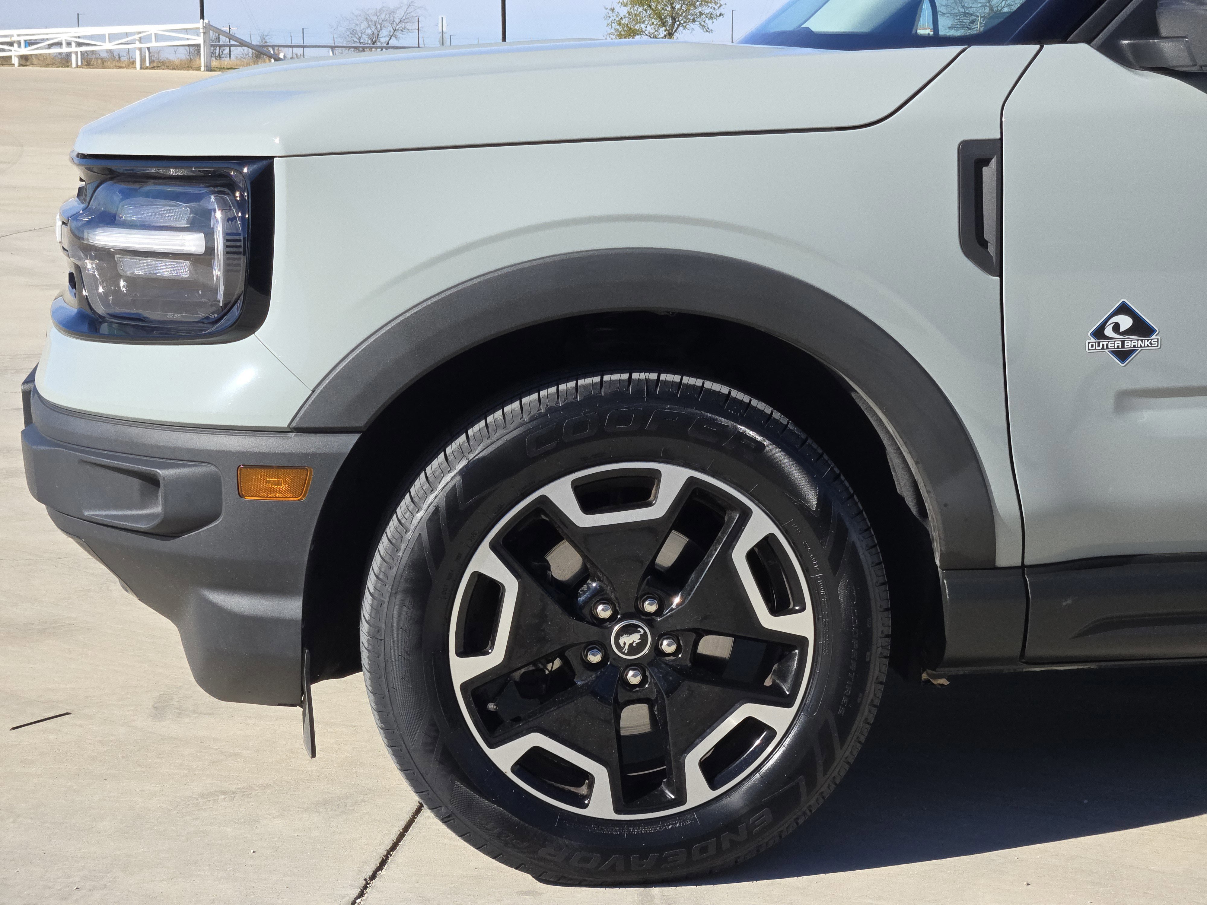 Used 2021 Ford Bronco Sport Outer Banks image 8