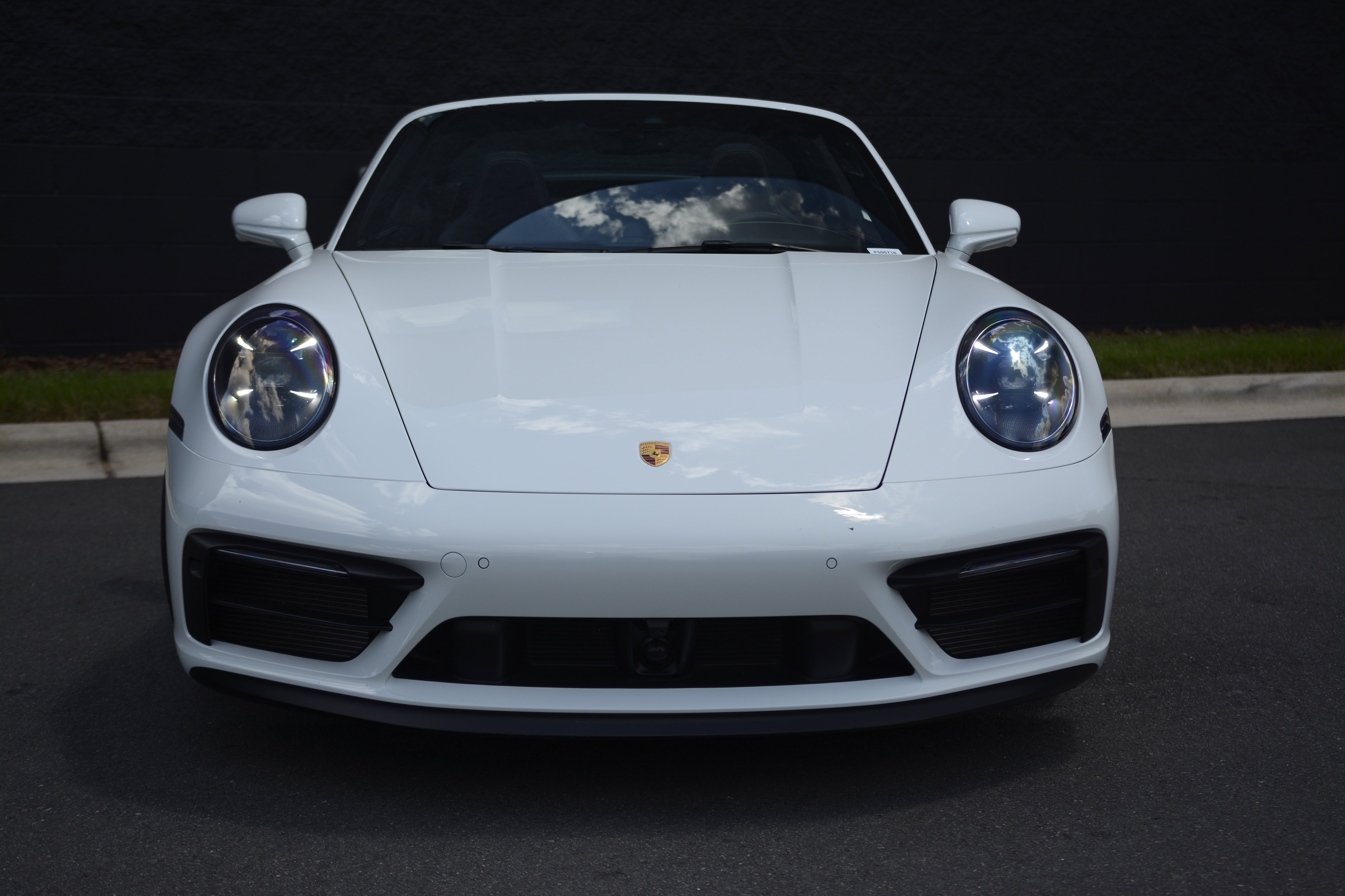 Certified 2022 Porsche 911 Targa 4 GTS AWD/4WD image 10