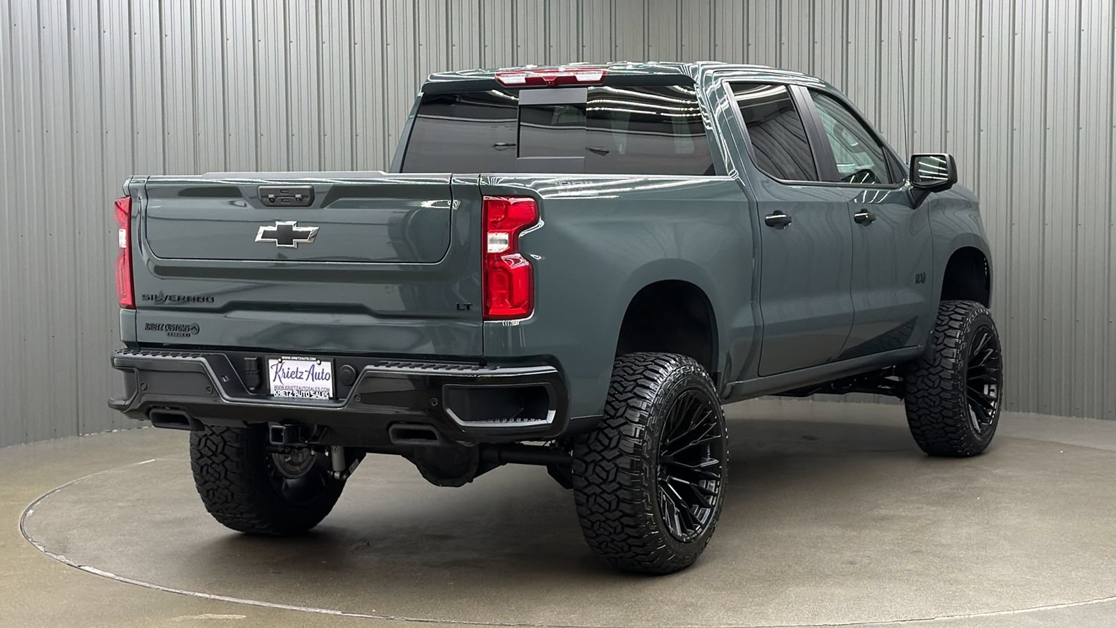 Used 2026 Chevrolet Silverado 1500 LT Trail Boss w/ LT Trail Boss Premium Package AWD/4WD image 4