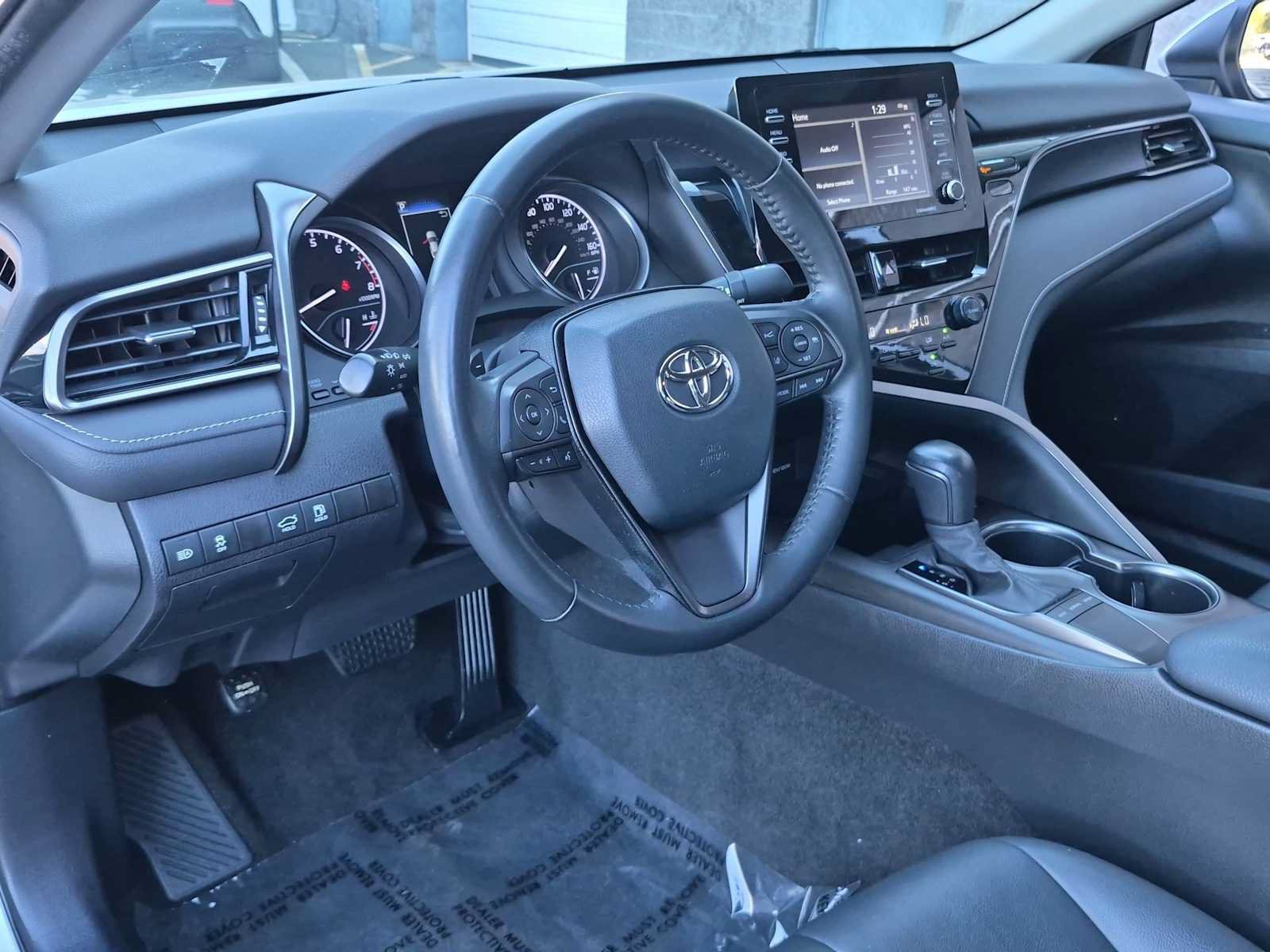 Used 2023 Toyota Camry SE FWD image 10