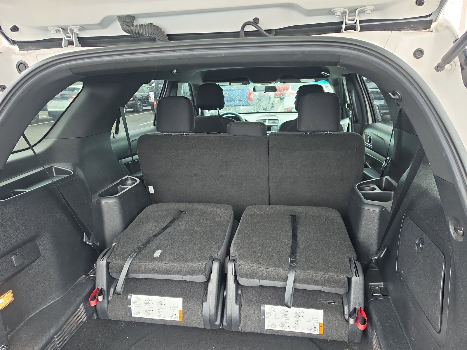 Used 2017 Ford Explorer XLT image 13