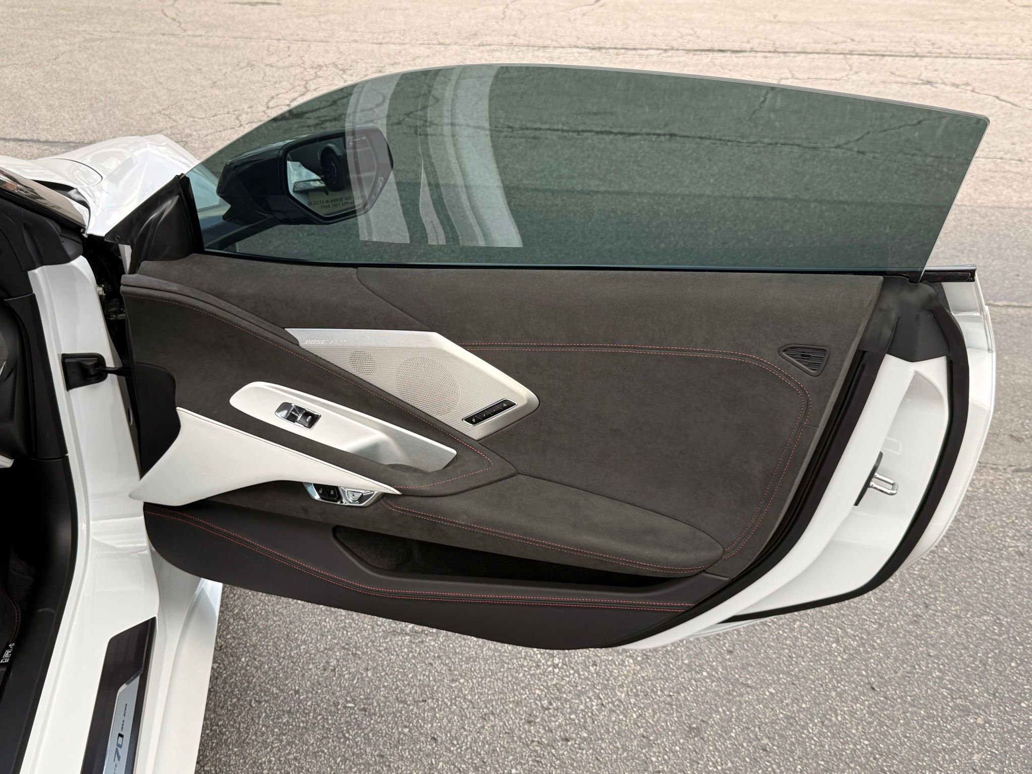 Used 2023 Chevrolet Corvette Stingray w/ Z51 Performance Package image 21