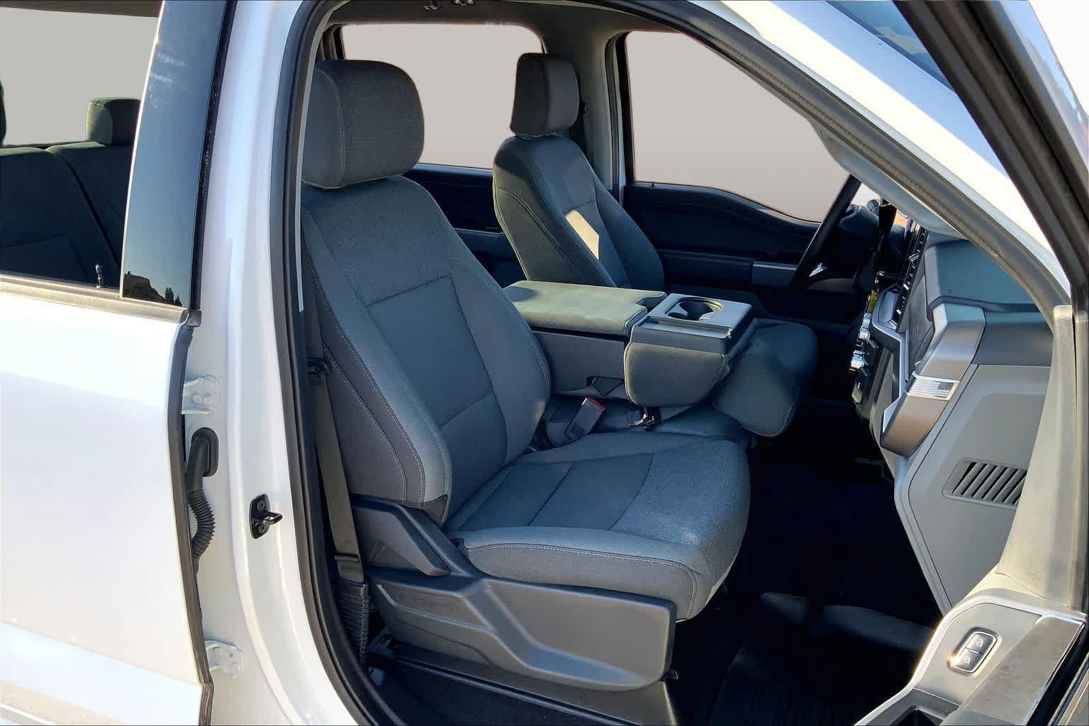 Used 2025 Ford F150 XLT w/ Equipment Group 301A Standard AWD/4WD image 9