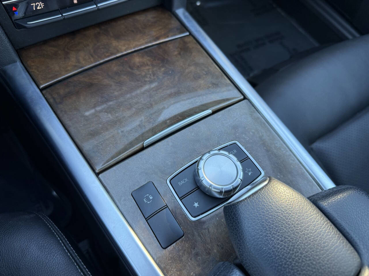 Used 2015 Mercedes-Benz E 350 E 350 4MATIC AWD 4dr Wagon w/ Premium 1 Package image 30