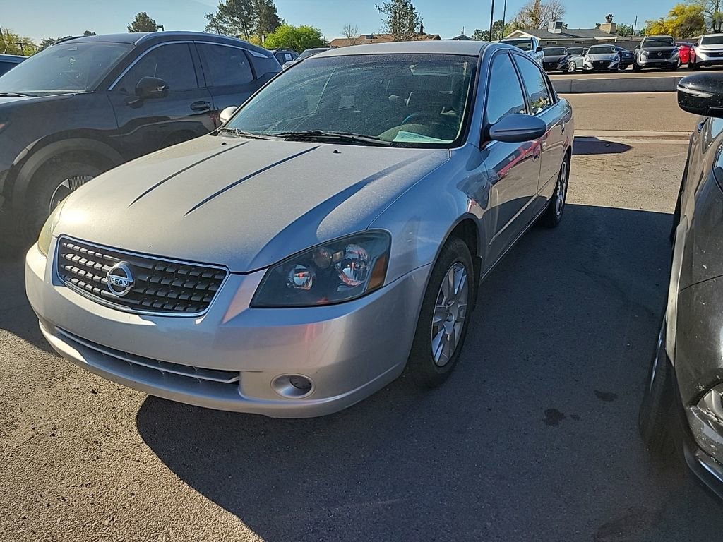Used 2005 Nissan Altima 2.5 image 2