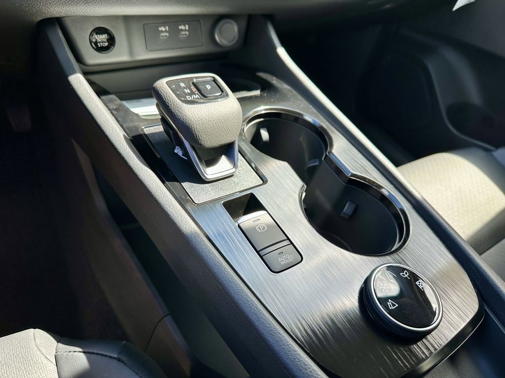 New 2026 Nissan Rogue SV w/ SV Premium Package image 25