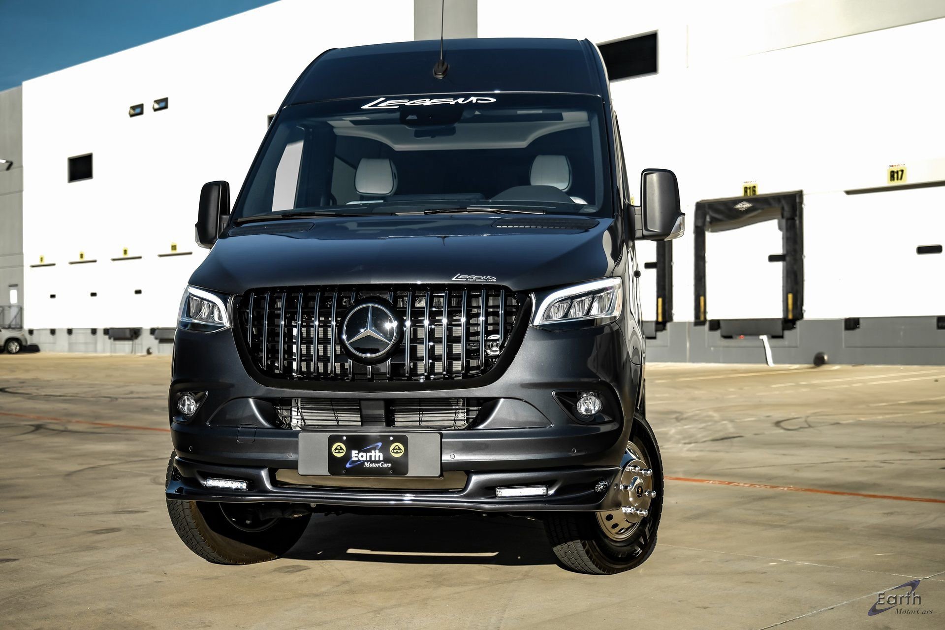 Used 2023 Mercedes-Benz Sprinter 3500 image 4