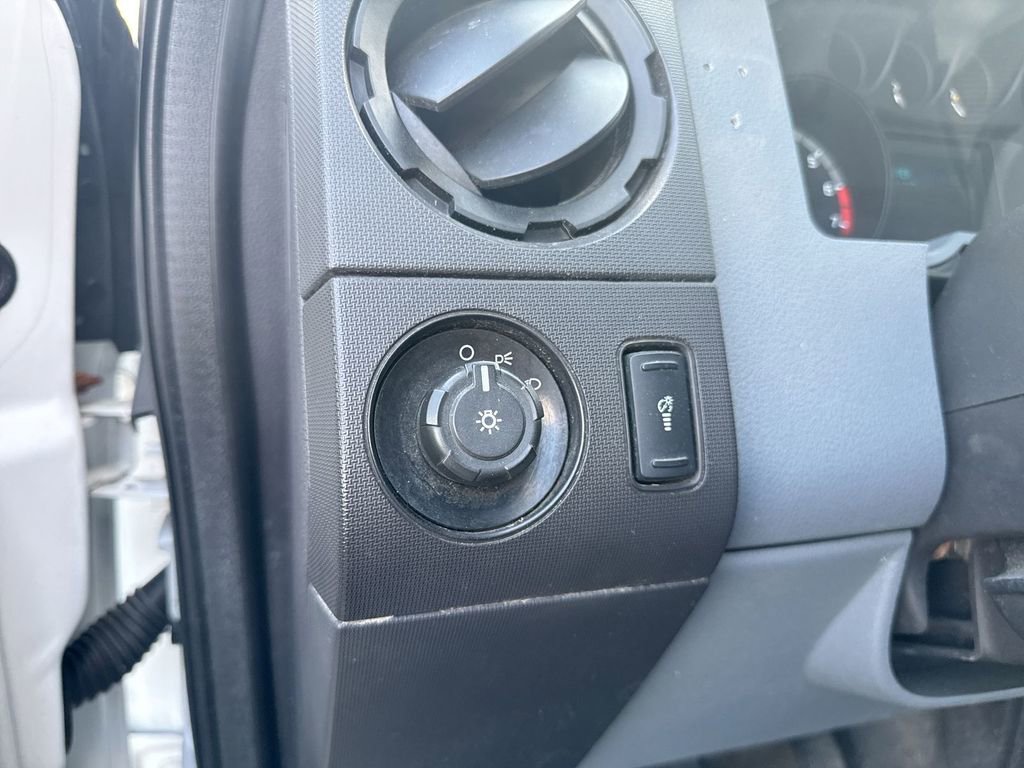 Used 2016 Ford F250 XL w/ Power Equipment Group image 17