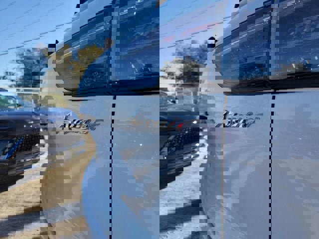 New 2026 Buick Envision Avenir image 9