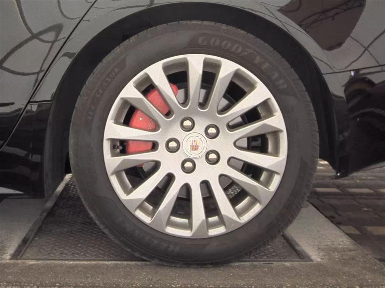 Used 2013 Cadillac CTS Performance image 12