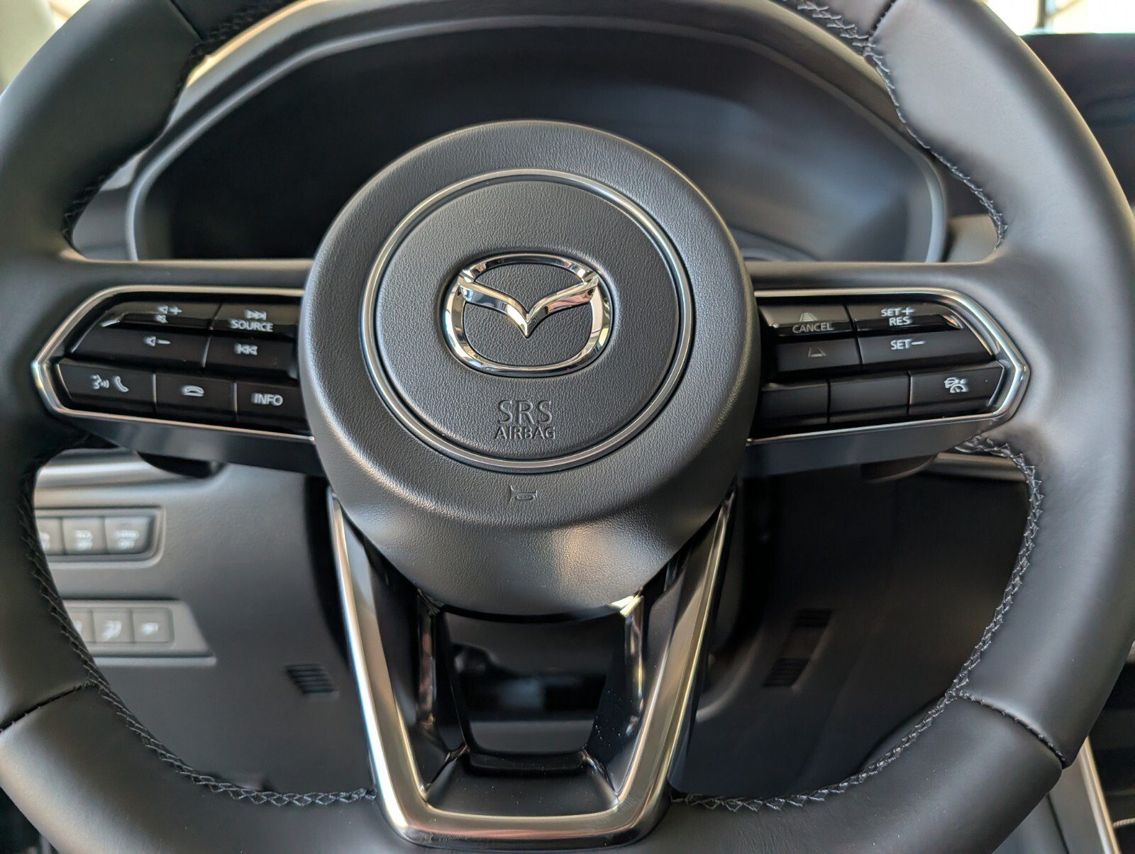 New 2026 MAZDA CX-70 3.3 Turbo w/ Preferred Package AWD/4WD image 18