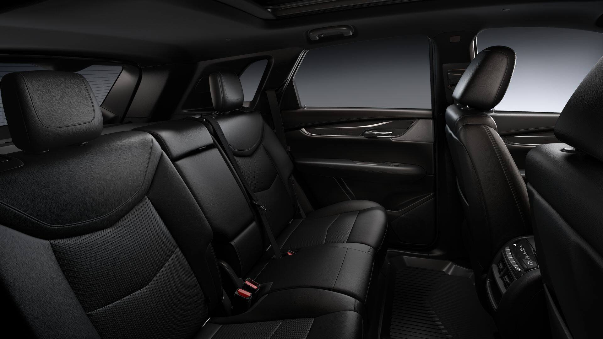 New 2026 Cadillac XT5 Sportv w/ LPO, Floor Liner Package AWD/4WD image 10