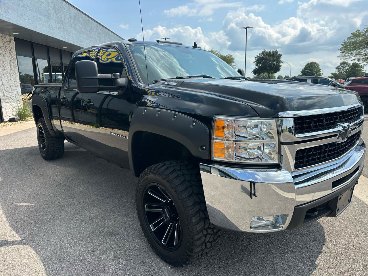 Used 2008 Chevrolet Silverado 2500 LTZ w/ Safety Package AWD/4WD image 9