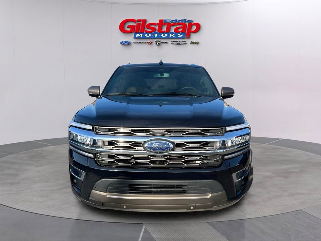 Used 2024 Ford Expedition King Ranch image 2