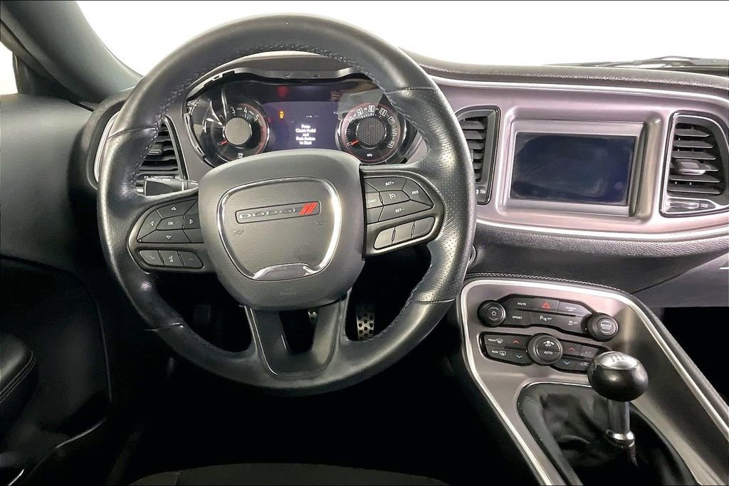 Used 2022 Dodge Challenger R/T w/ Blacktop Package image 7