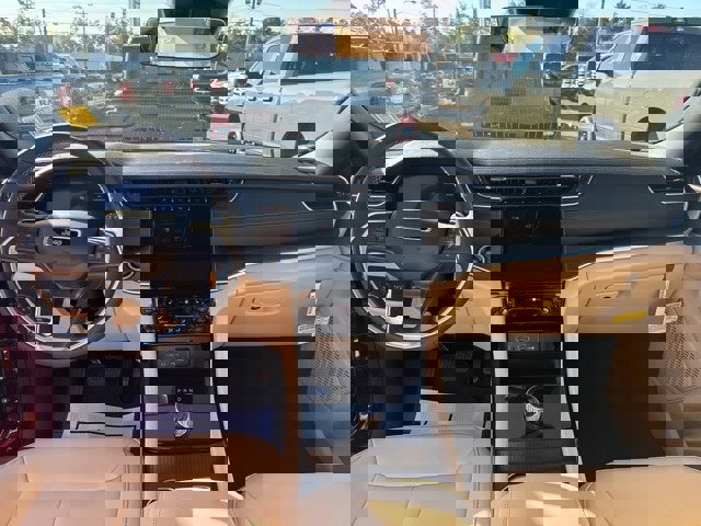 New 2025 Jeep Grand Cherokee Limited image 10