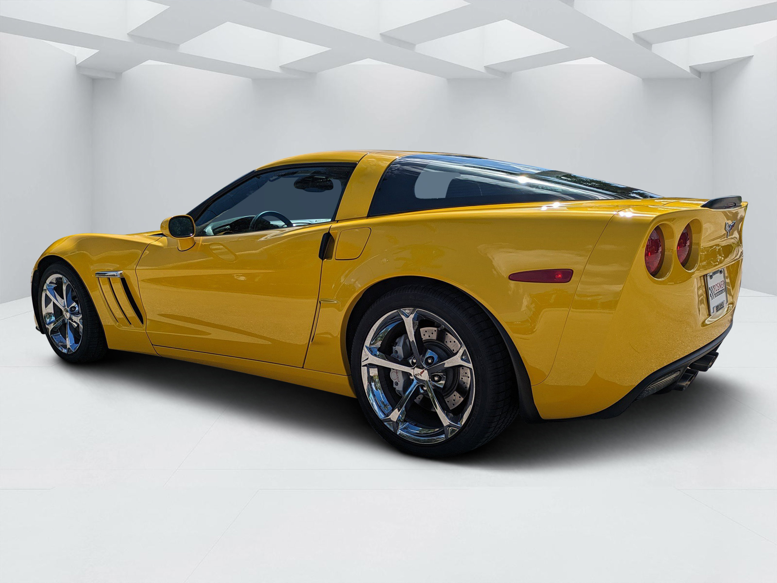 Used 2010 Chevrolet Corvette Grand Sport w/ Preferred Equipment Group RWD image 5