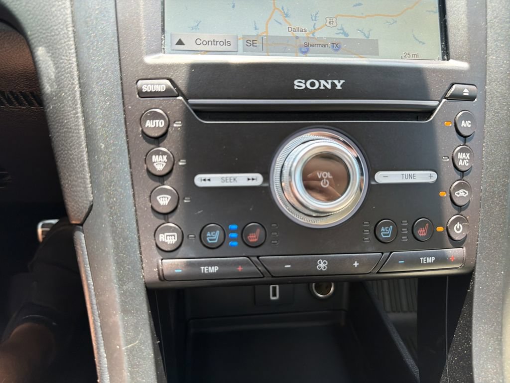 Used 2018 Ford Fusion Titanium FWD image 24