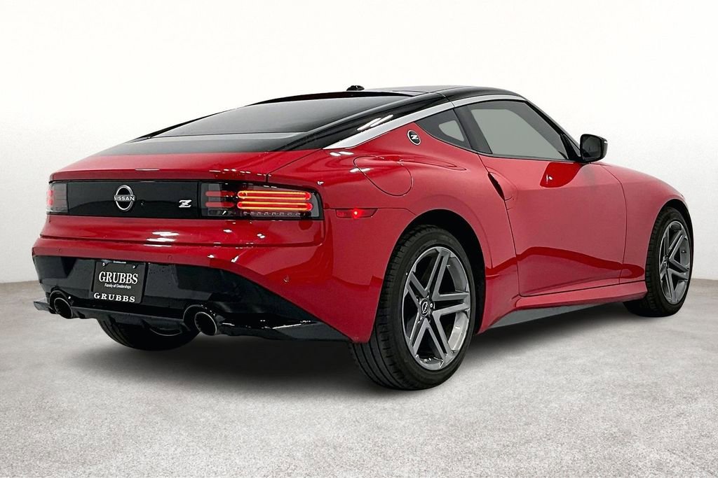 Used 2025 Nissan Z Sport w/ Floor Mat Package image 2