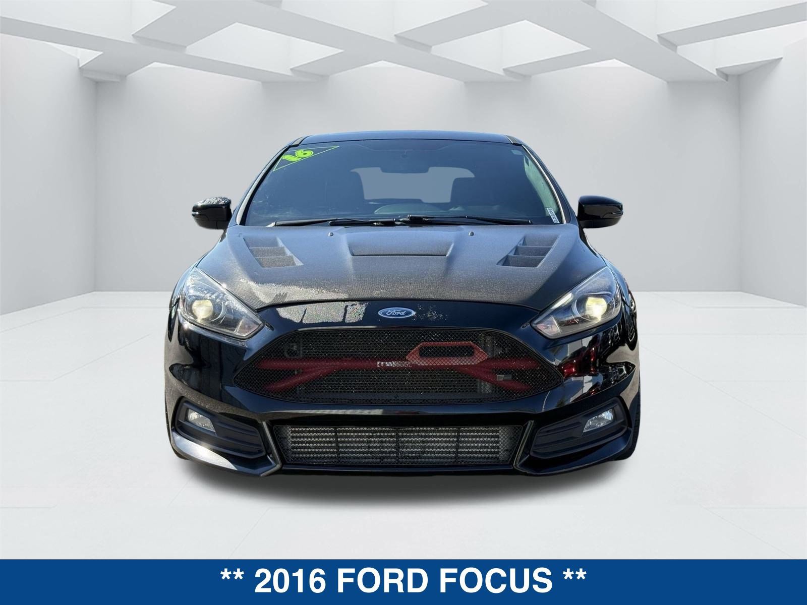 Used 2016 Ford Focus ST w/ Equipment Group 402A image 8