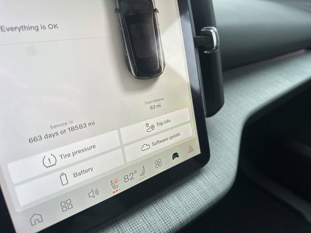 New 2026 Volvo EX30 Ultra w/ Climate Package image 16