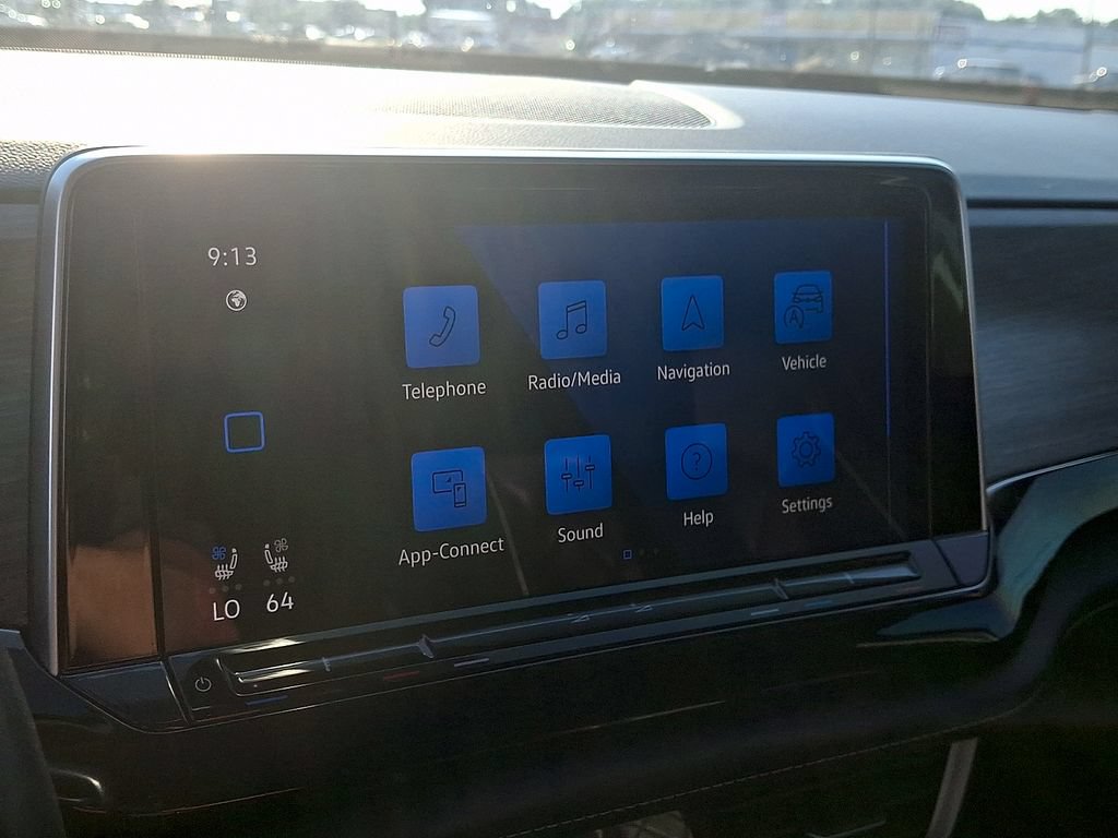 Used 2024 Volkswagen Atlas SEL Premium R-Line AWD/4WD image 17