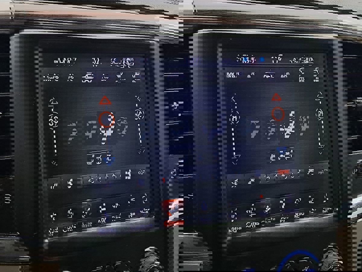 Used 2018 RAM 1500 Laramie w/ Convenience Group image 16