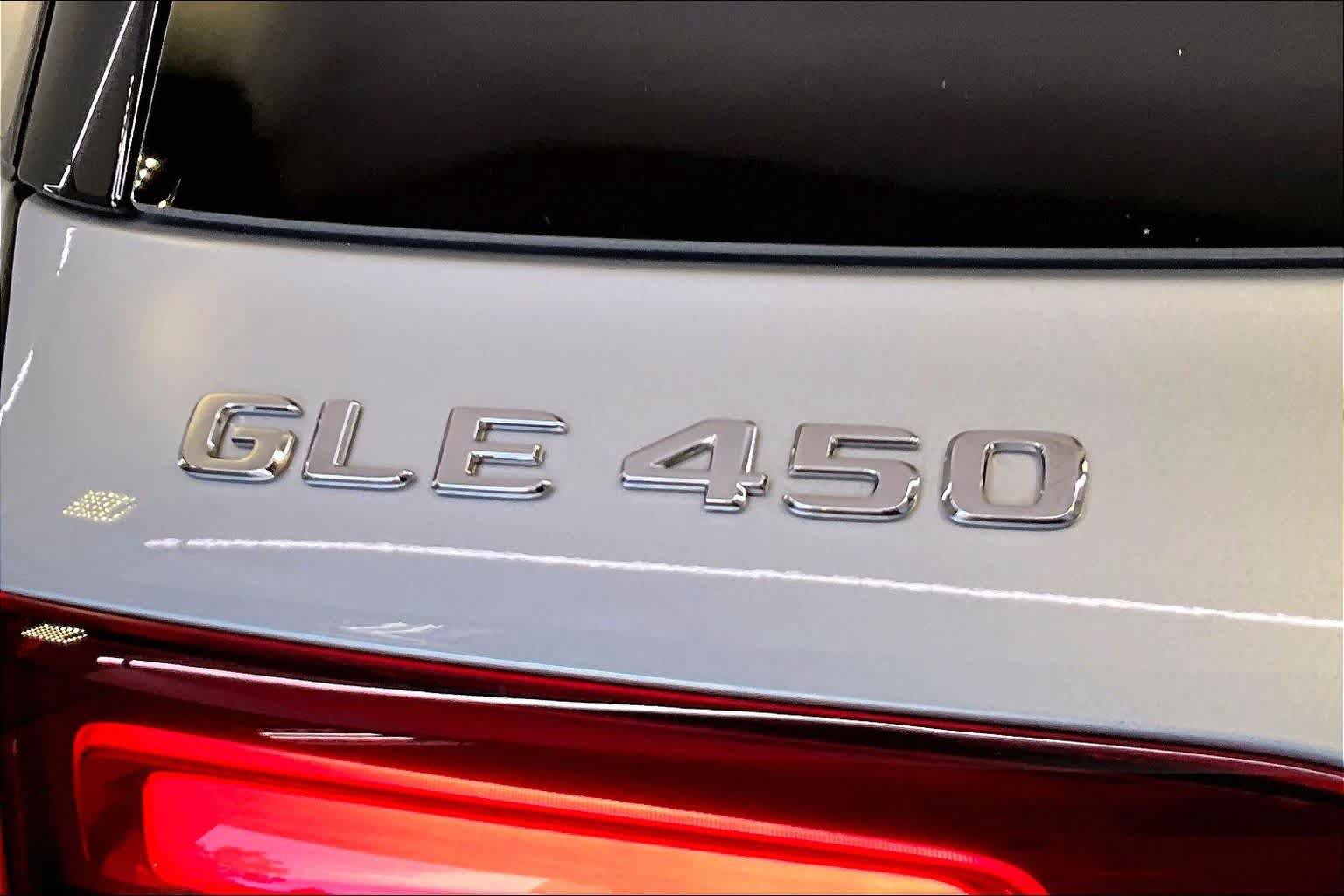 Used 2024 Mercedes-Benz GLE 450 4MATIC image 33