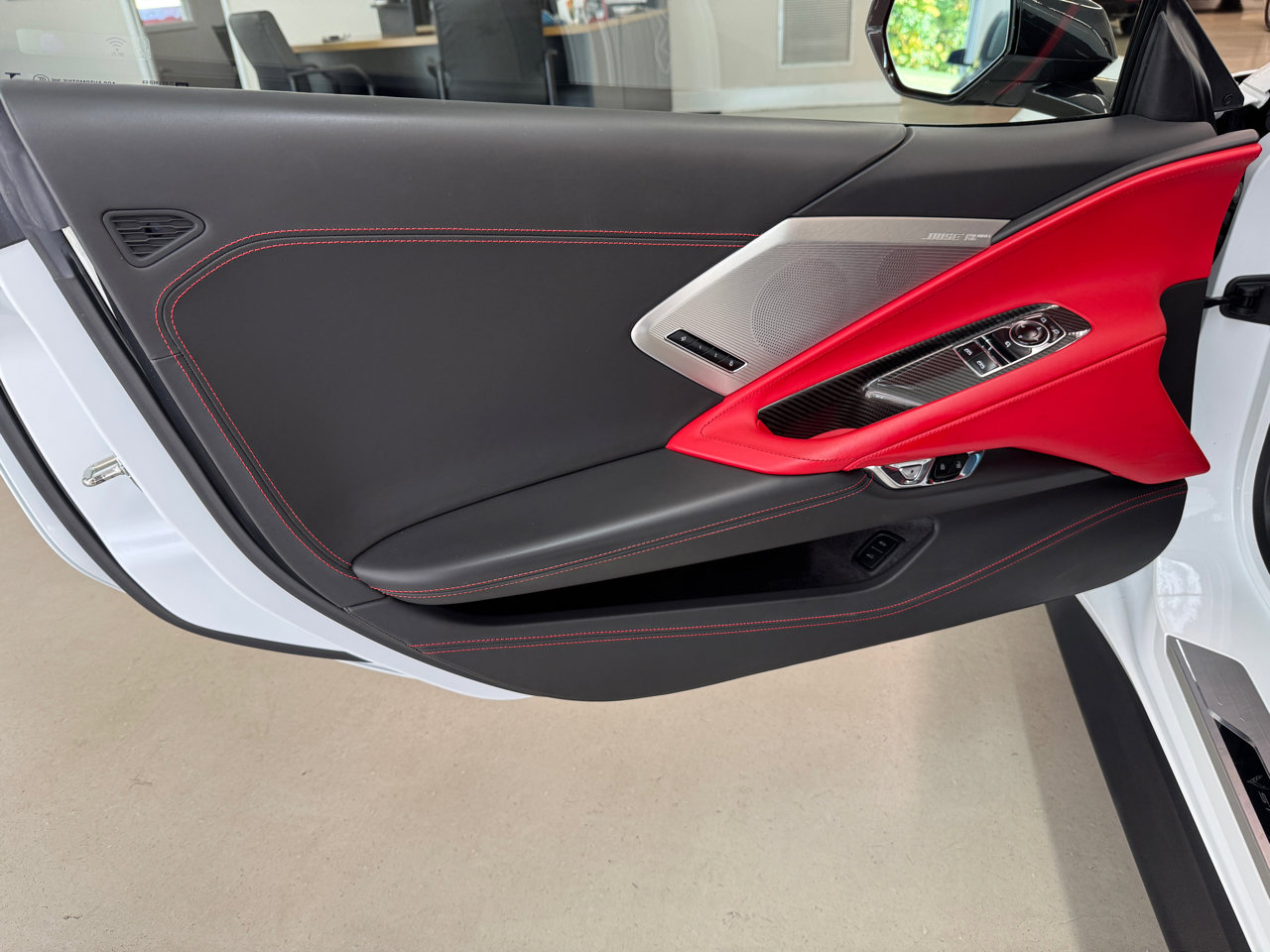 Used 2021 Chevrolet Corvette Stingray 3LT w/ Z51 Performance Package image 10