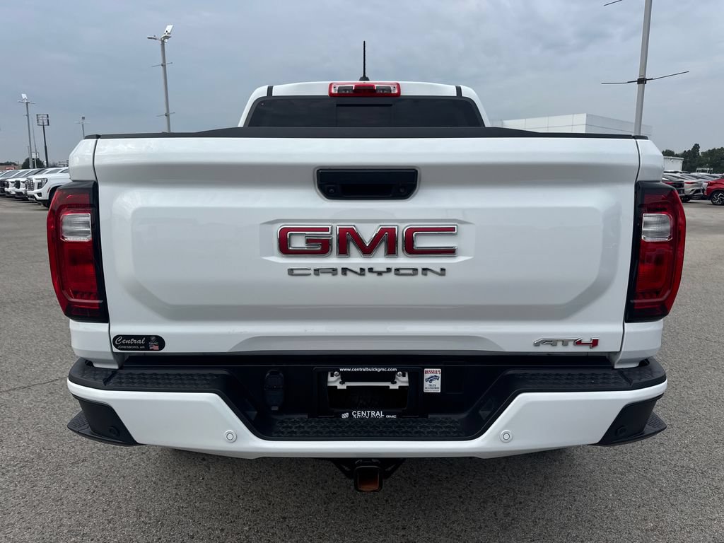 Used 2023 GMC Canyon AT4 w/ AT4 Premium Package AWD/4WD image 5
