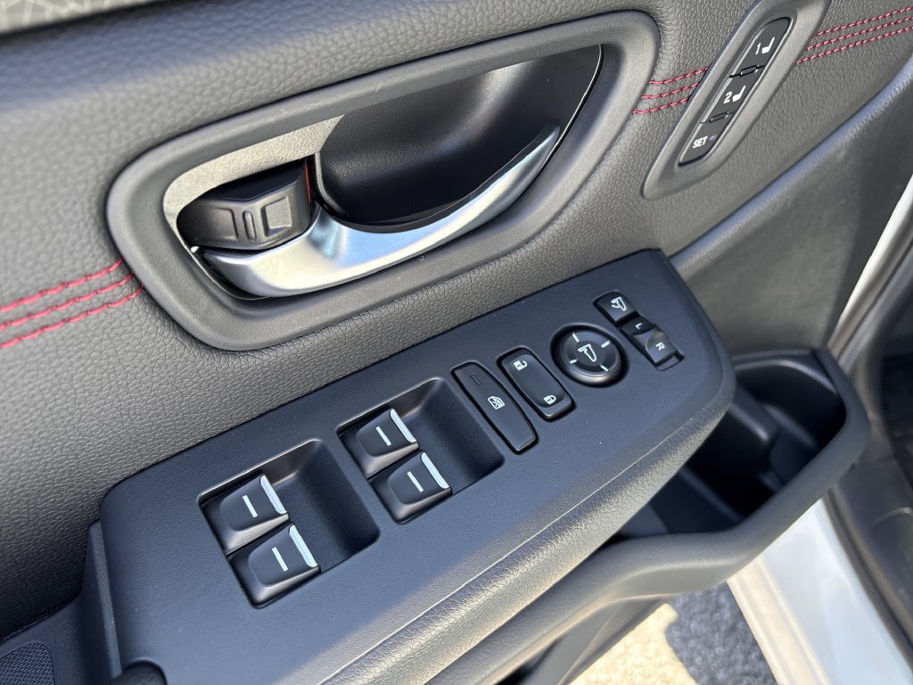 Used 2026 Honda Pilot Black Edition image 15