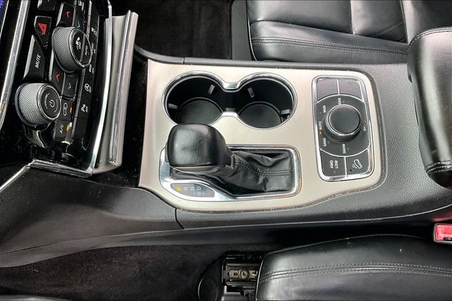 Used 2019 Jeep Grand Cherokee Limited AWD/4WD image 18