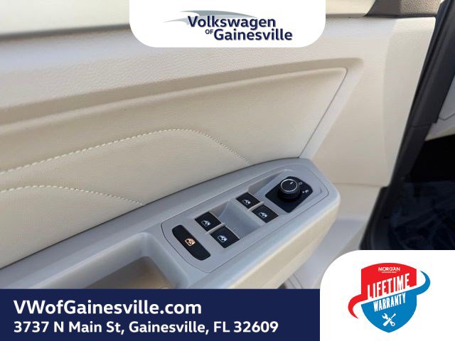 Used 2021 Volkswagen Atlas SE image 18