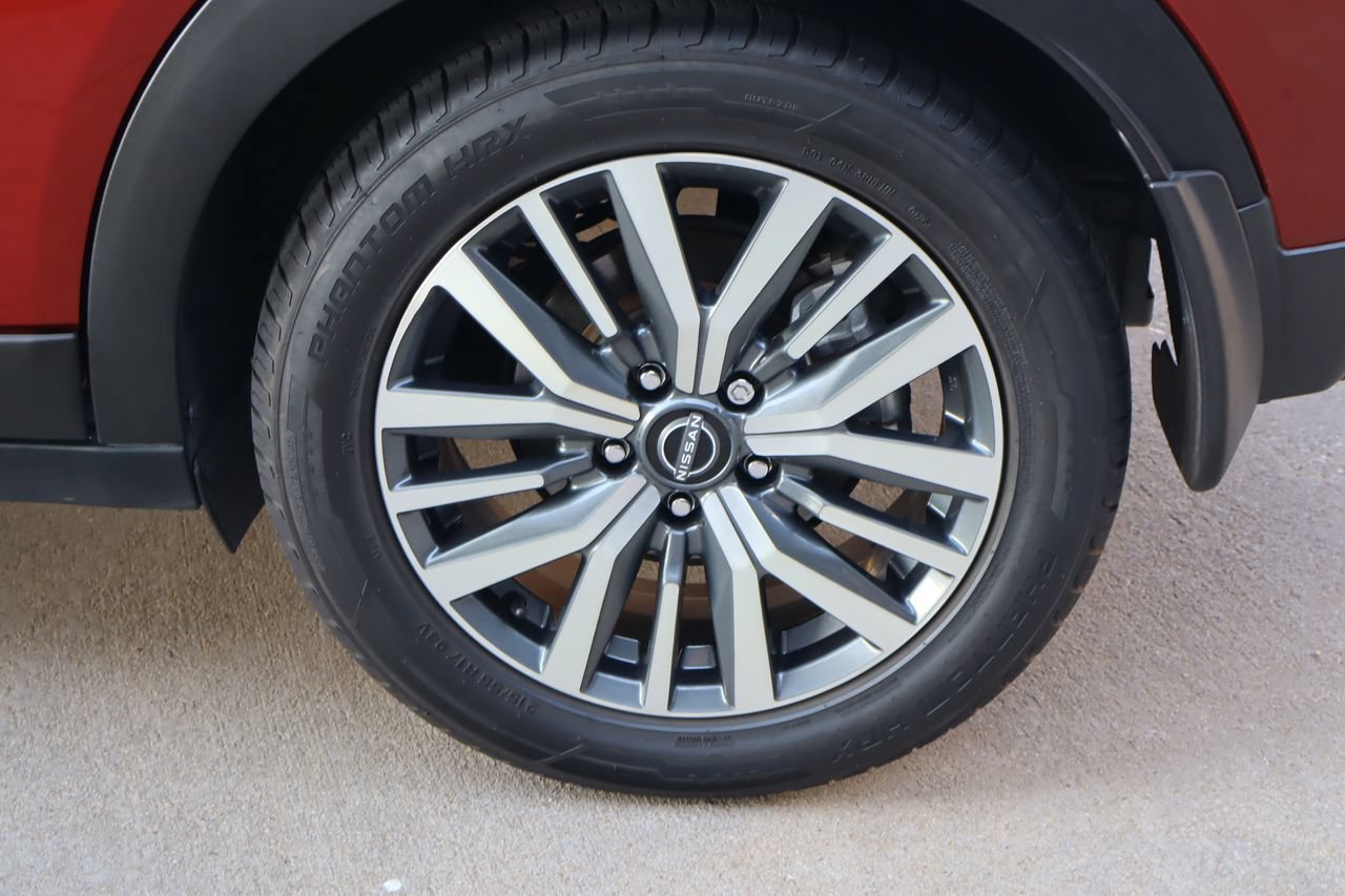 Used 2024 Nissan Kicks SV FWD image 26