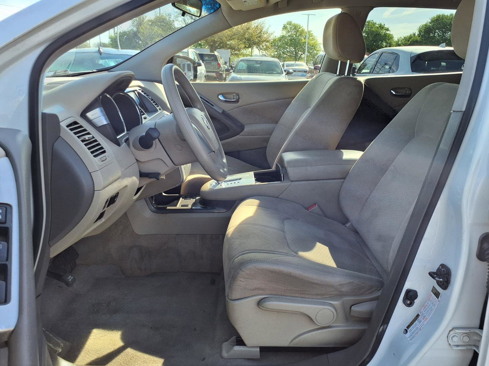 Used 2014 Nissan Murano S image 17