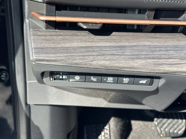 Certified 2024 Nissan Ariya AWD image 22