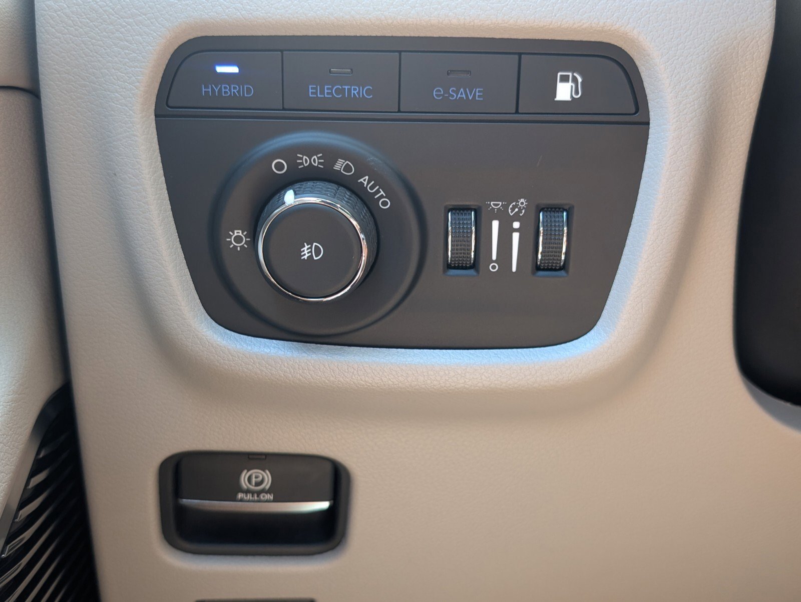 Used 2022 Jeep Grand Cherokee Overland AWD/4WD image 35