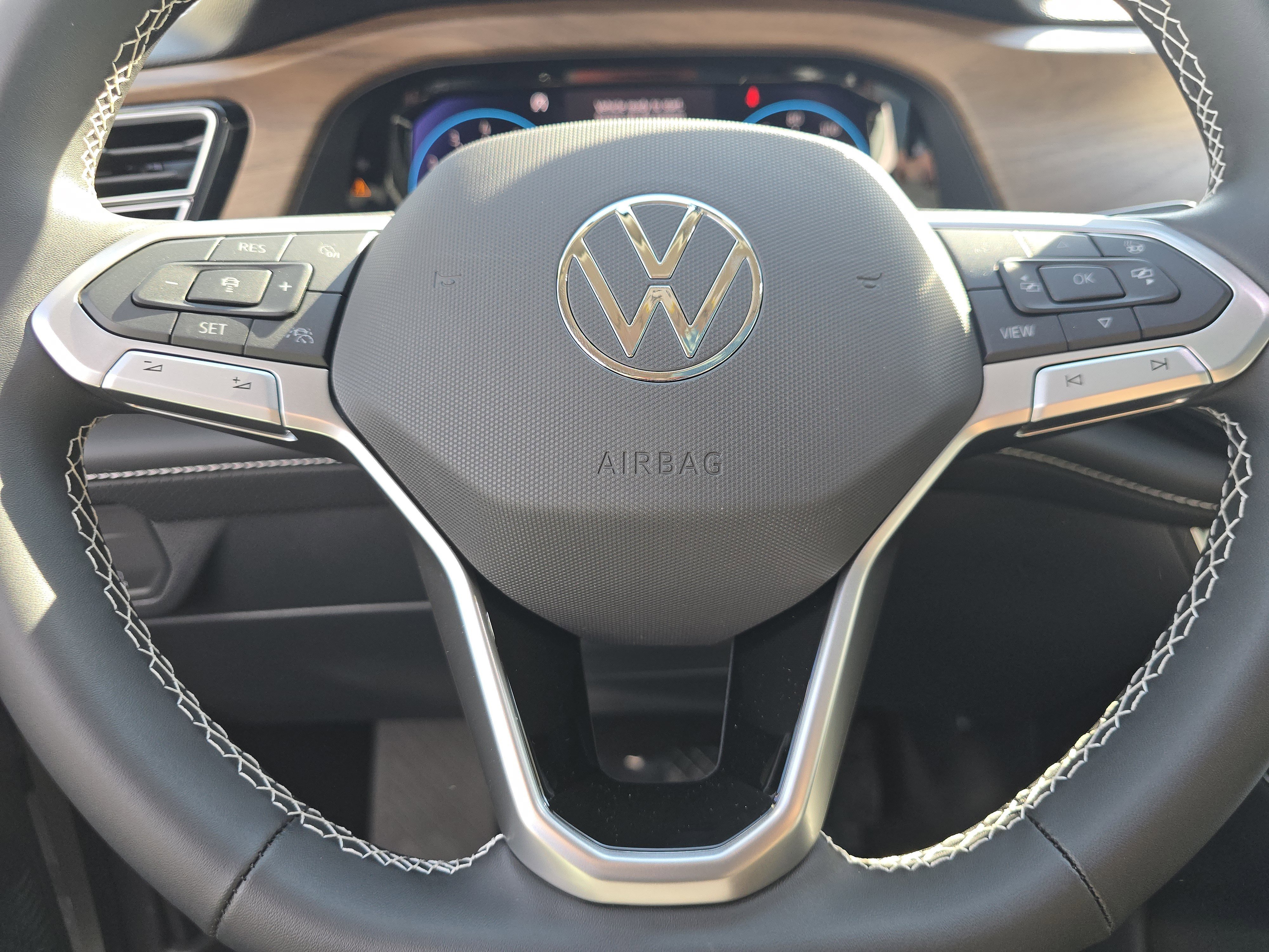 New 2026 Volkswagen Atlas SE image 22