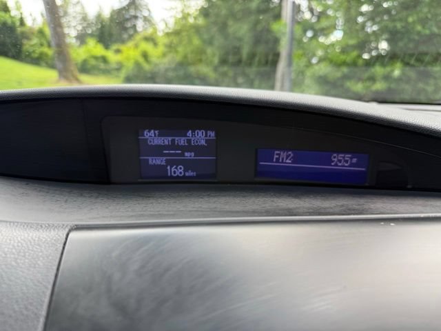 Used 2012 MAZDA MAZDA3 i Touring FWD image 16