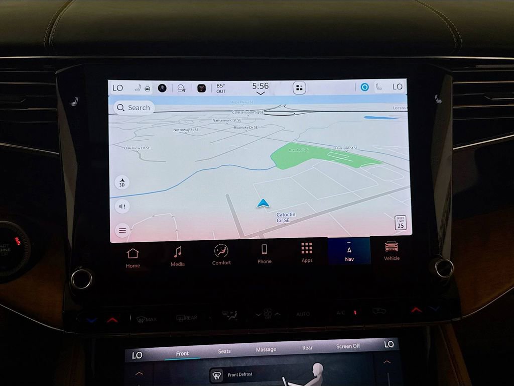 Used 2024 Jeep Grand Wagoneer Series III w/ Rear Seat Video Group 1 image 13