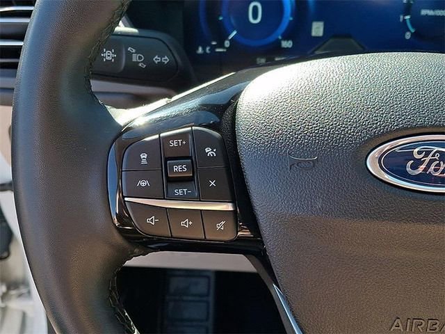 Used 2021 Ford Escape Titanium image 24