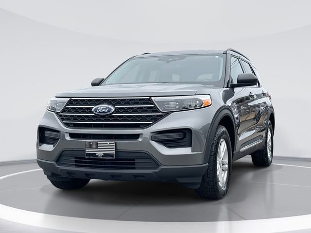 Used 2022 Ford Explorer XLT image 1
